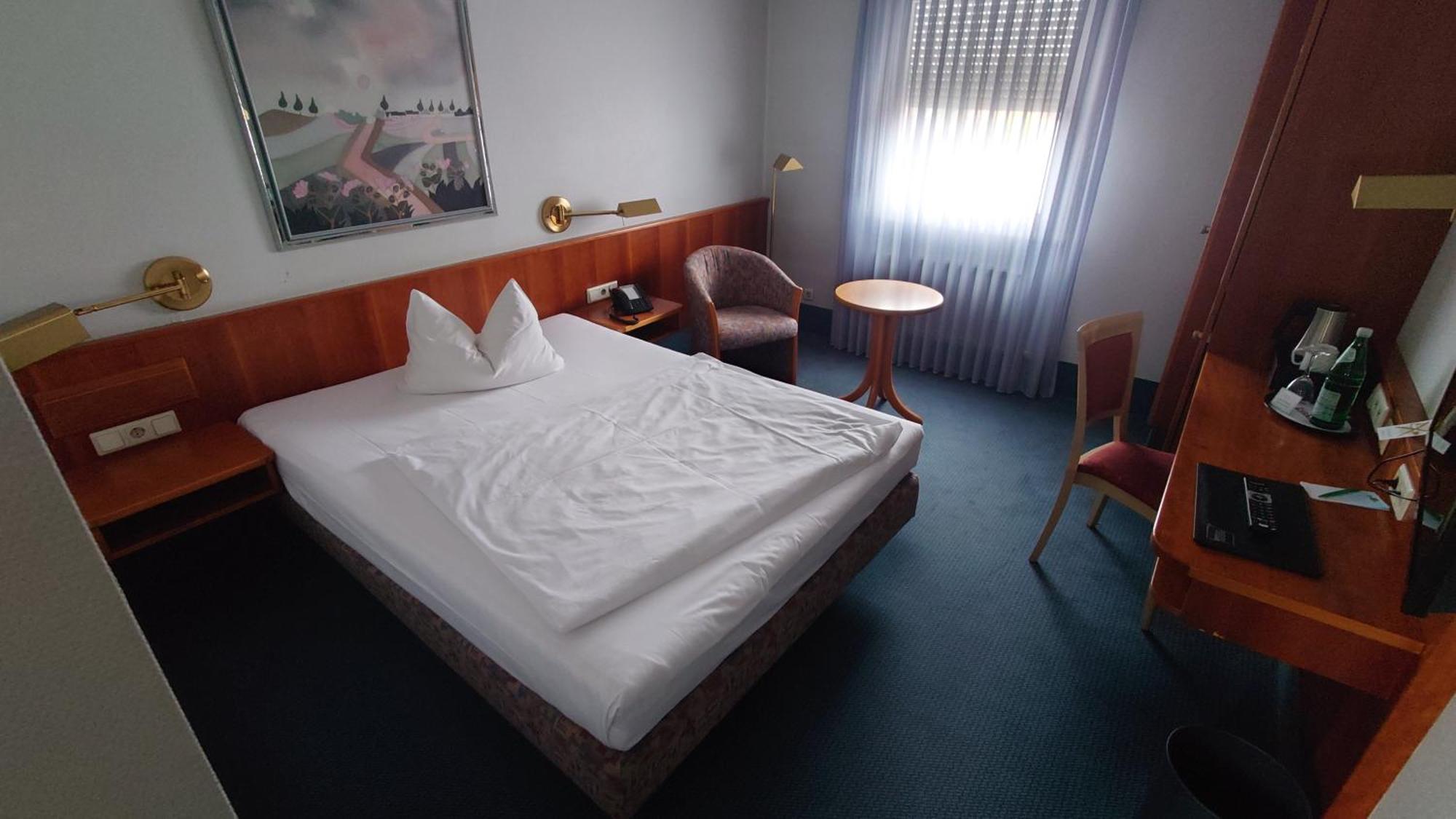 Hotel Loewen-Seckenheim Mannheim Dış mekan fotoğraf