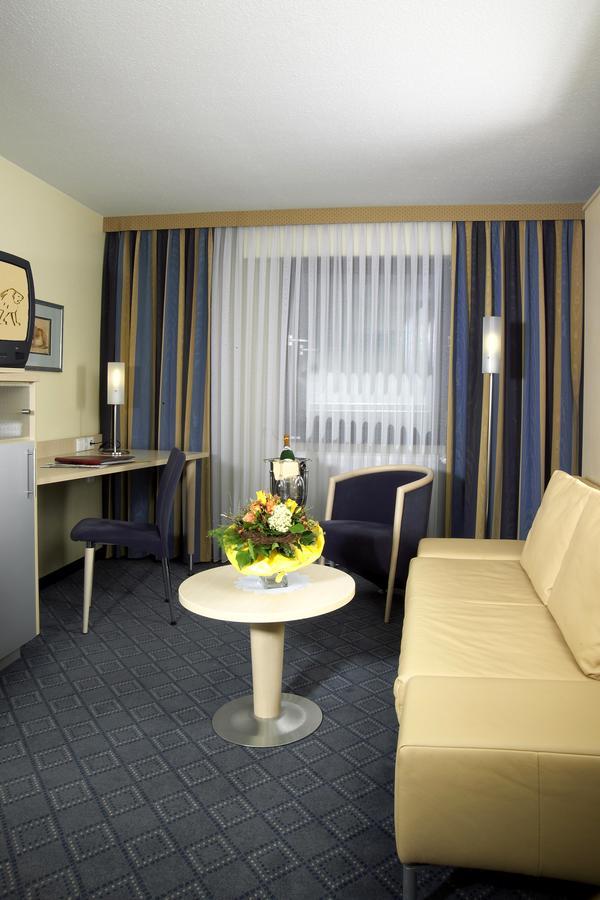 Hotel Loewen-Seckenheim Mannheim Dış mekan fotoğraf