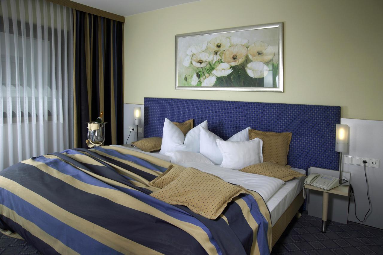 Hotel Loewen-Seckenheim Mannheim Dış mekan fotoğraf